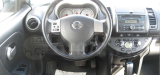 nissan_note_2006_web_4